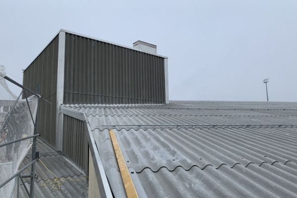 RI3_Industrie_div._Dachflächen.JPG