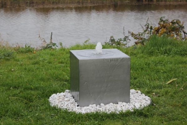 51 Quader 50x50cm H 50cm.jpg