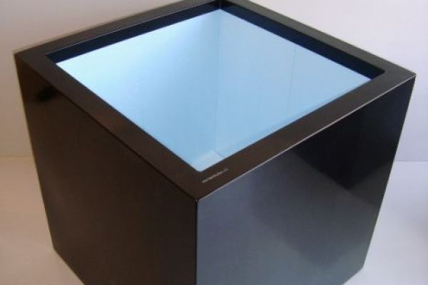 AK_50_Pflanzentrog_Farbton_schwarz_glanz.jpg