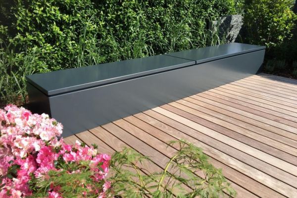 GT_22_Gartentruhe_auf_gesamter_Länge.jpg