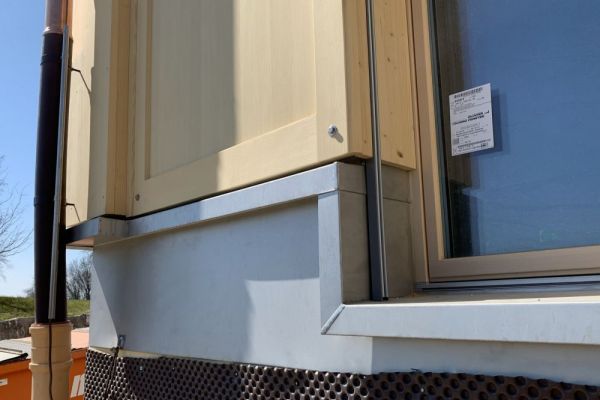 VO2_Türschwellen-_und_Gesimsabdeckungen.JPG