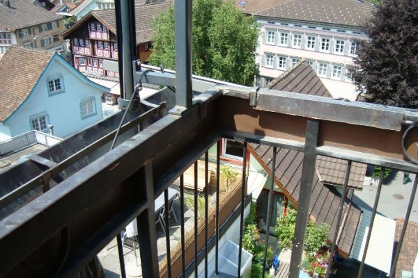 T_01_Balkon_ohne_Sichtschutz.JPG
