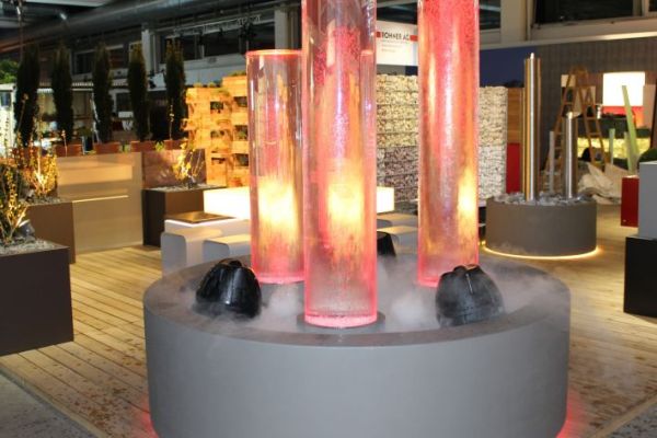 WS_Rohner_20_Wasserspiel_mit_Nebel.JPG