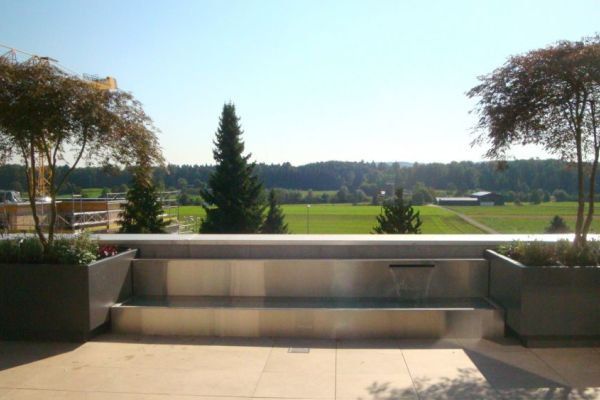 DS_02_schlichtes_Wasserspiel.JPG