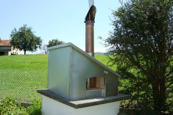 KA 09 Cheminee_-_Pizzaofen CNS geschliffen.JPG