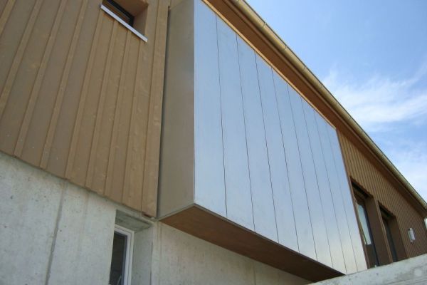 SC3_Vorbau_mit_Blechfassade.JPG