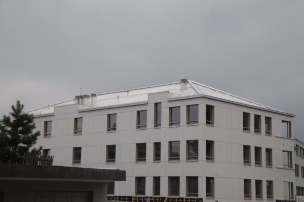 SK8_Wohn-_und_Geschäftshaus.JPG