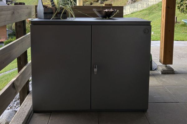 Schrank für Terrasse_anthrazit.jpg