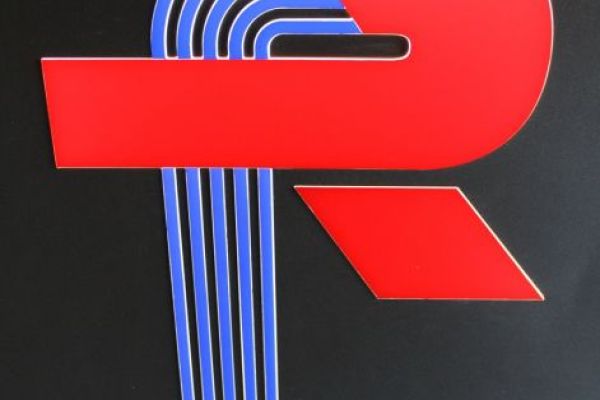 AF_02_Firmenlogo_Kanten_und_Flaeche_beleuchtet.jpg