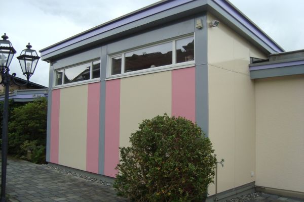 KL1_Fassadenbekleidung_in_unterschiedlichen_Farbtönen.JPG