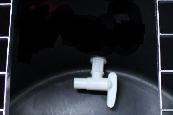 ZU 10 Wasser Ablauf.jpg