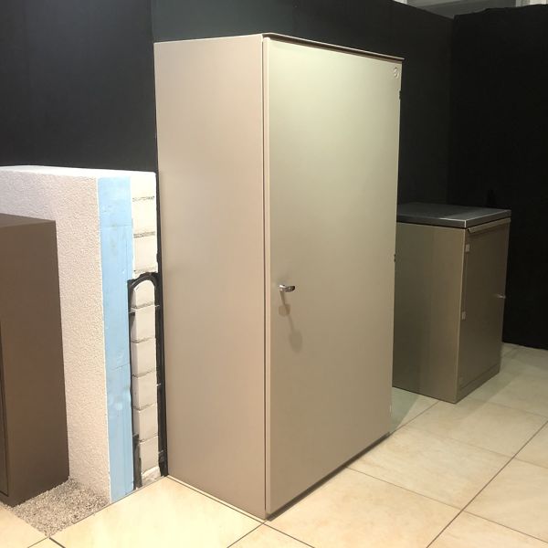 Offertenanfrage Gartenschrank