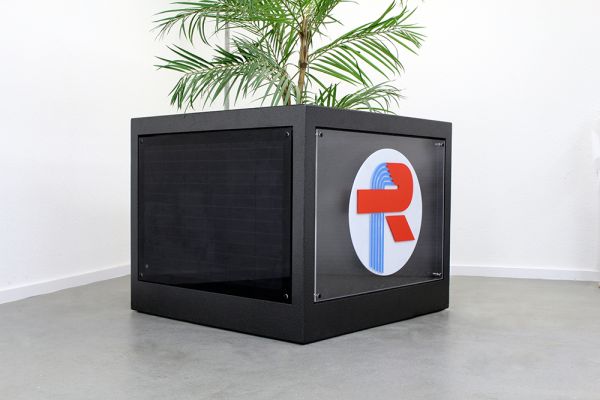Solartrog_Photovoltaikelement_und_Logo.jpg