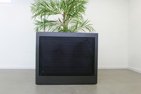 Solartrog_mit_versenktem_Photovoltaikelement.jpg