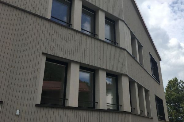 HE4_Fensterbank-_und_Fensterdachabdeckungen.JPG