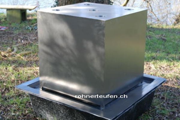 Sprudelbrunnen_24_Quader 80x80x80cm Rohner.jpg