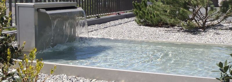 Wasserspiele aus Metall