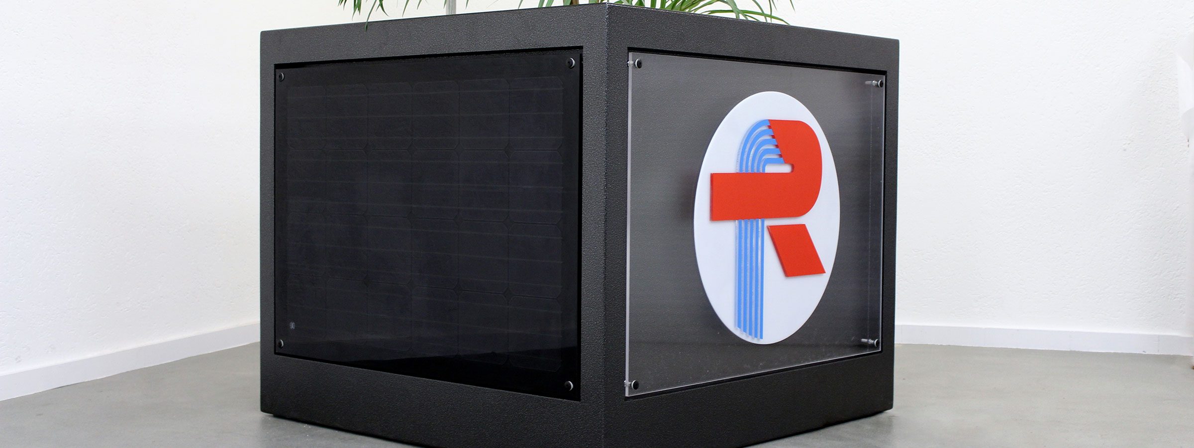 Headermotiv Pflanzentroege Solartrog